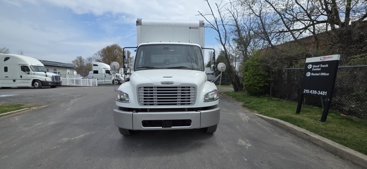 2019 Freightliner M2 106 in Bensalem, PA — photo 2
