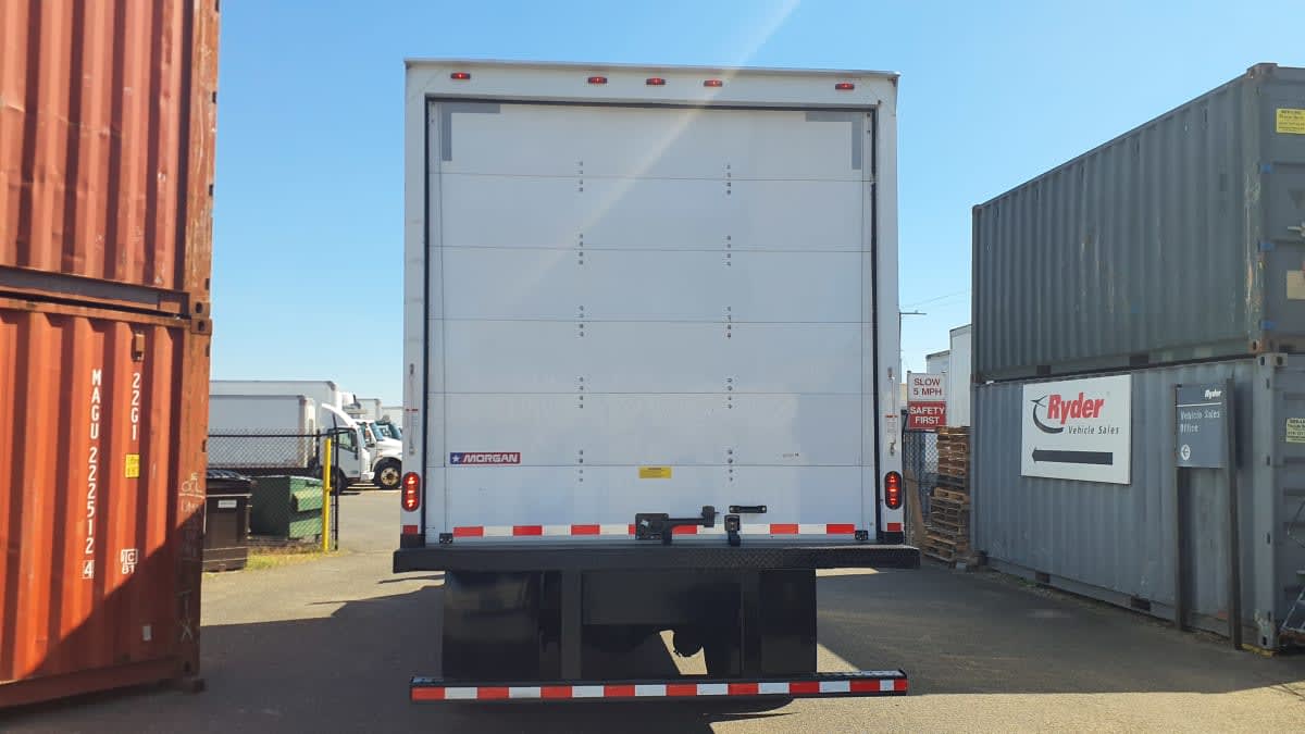 2019 Freightliner M2 106 in Springfield, MA — photo 5