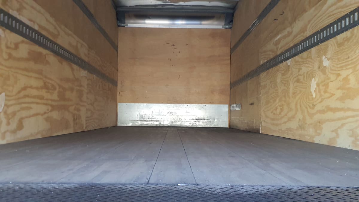 2019 Freightliner M2 106 in Springfield, MA — photo 8