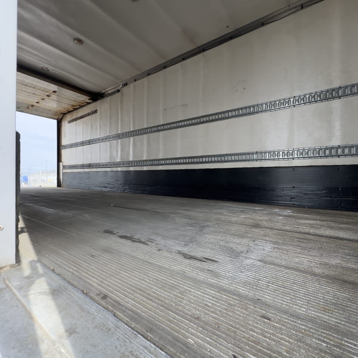 2019 Freightliner M2 106 in Syracuse, NY — photo 16