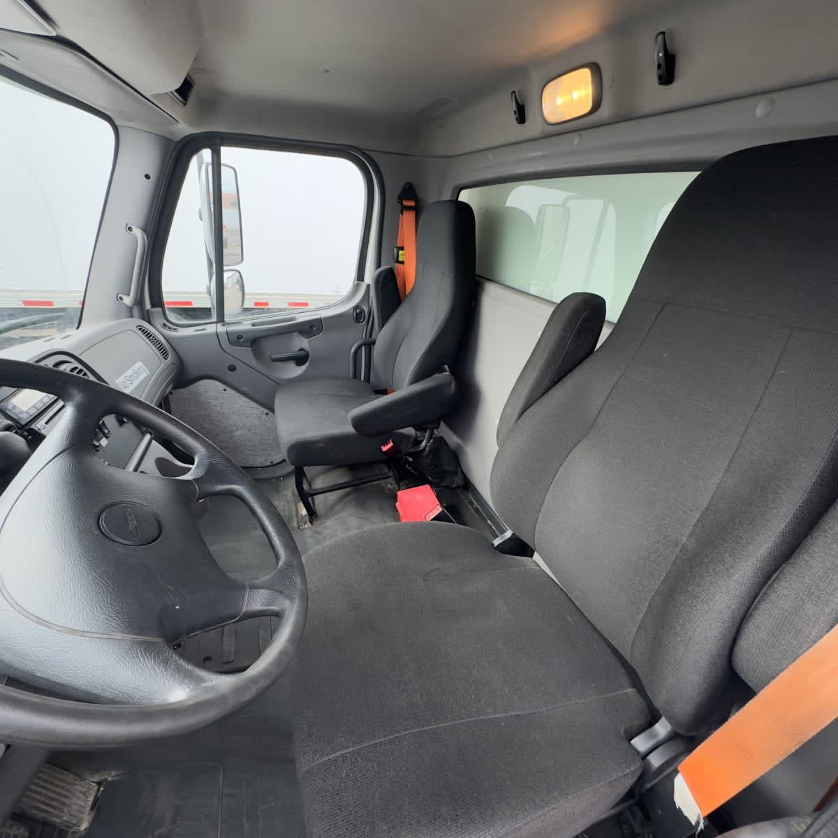 2019 Freightliner M2 106 in Syracuse, NY — photo 8
