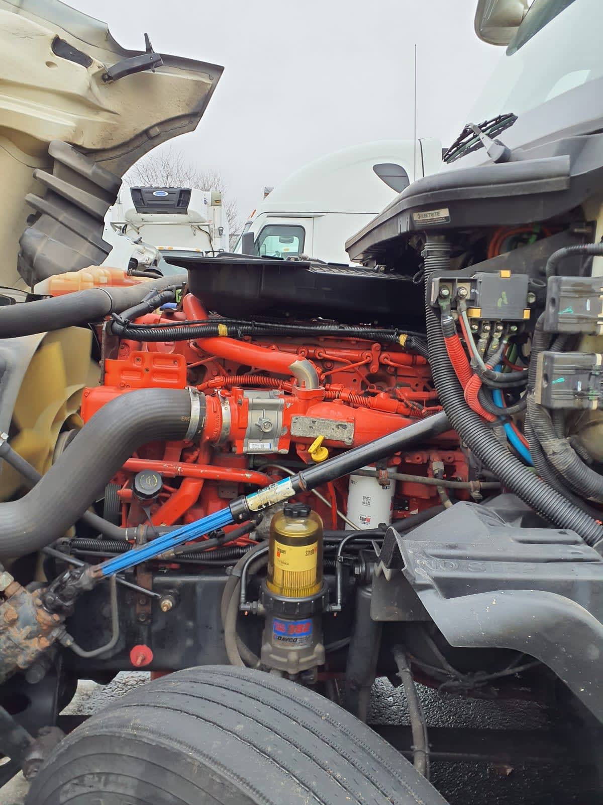 2019 International LT in Bolingbrook, IL — photo 9