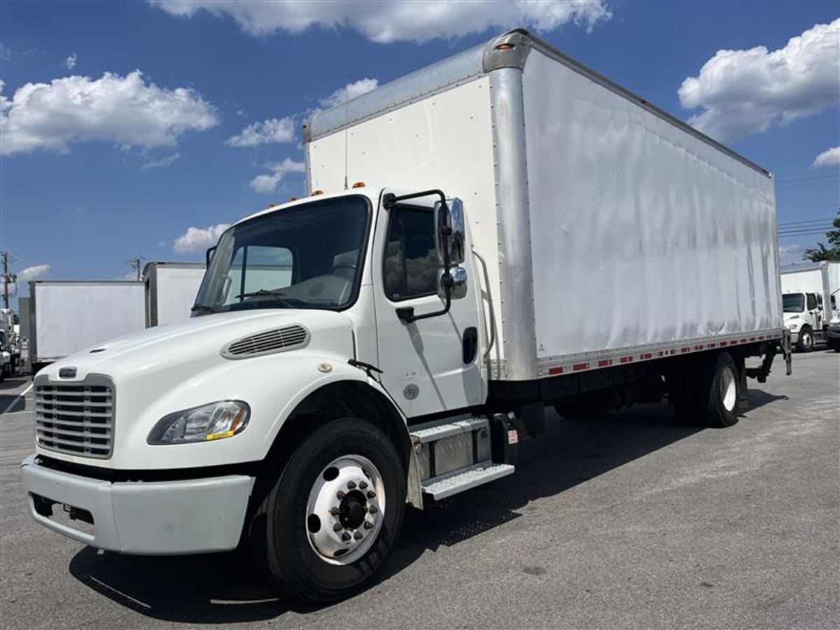 2019 Freightliner M2 106