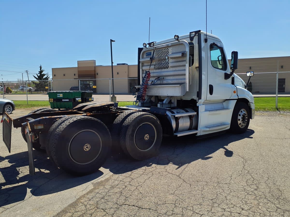 2019 Freightliner Cascadia in Syracuse, NY — photo 4