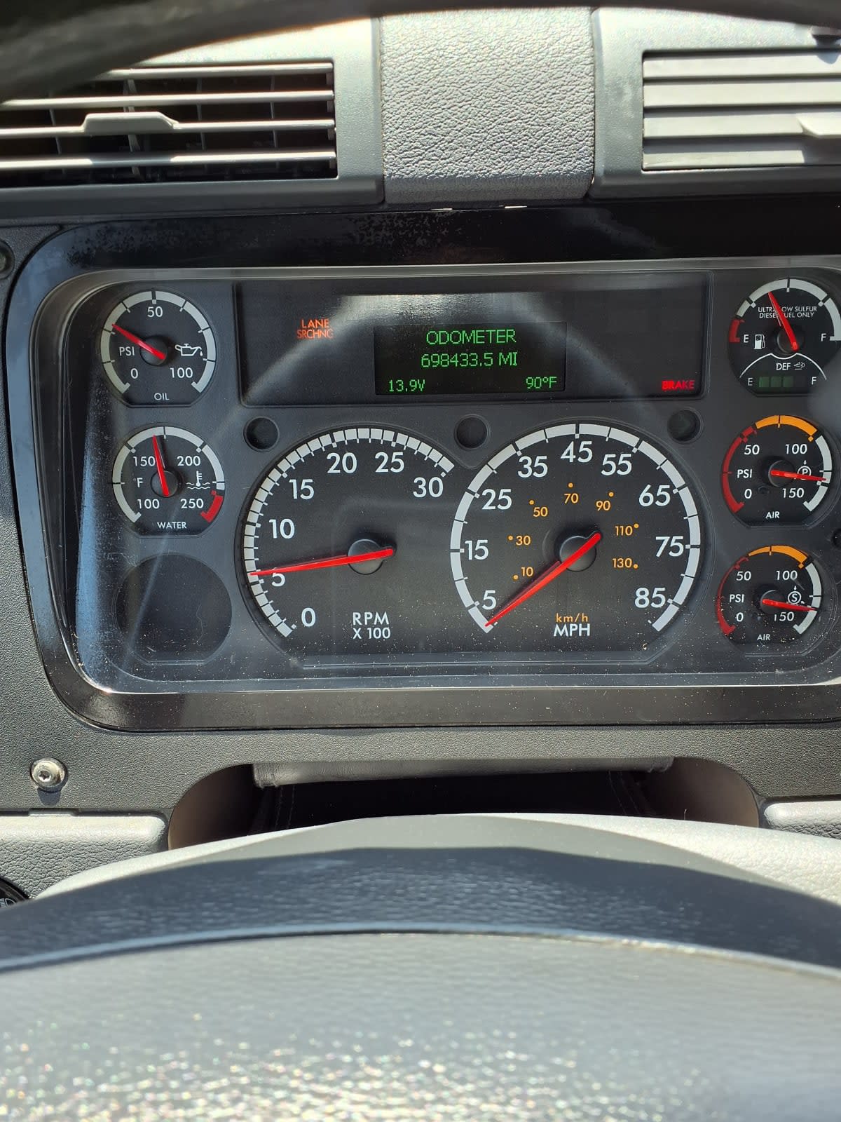 2019 Freightliner Cascadia in Cleveland, OH — photo 11