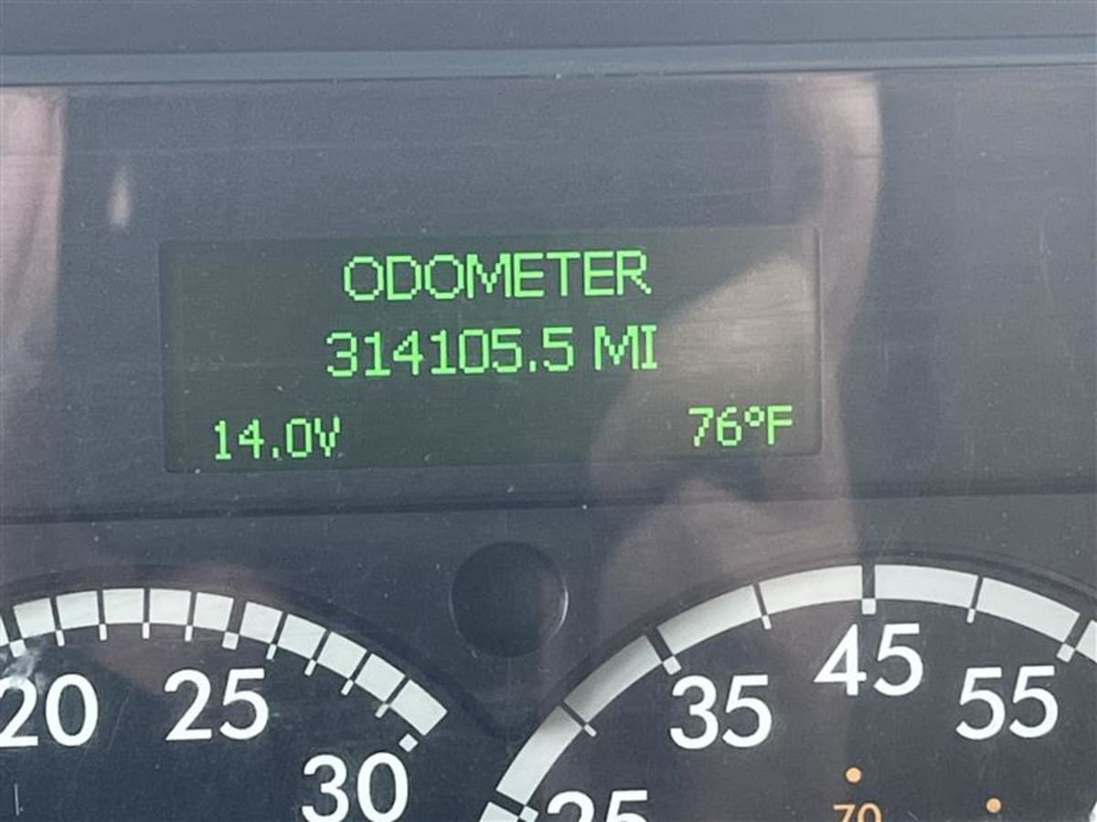 2019 Freightliner M2 106 in Beltsville, MD — photo 11