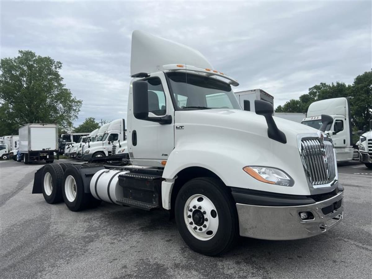 2019 International LT in Beltsville, MD — photo 3
