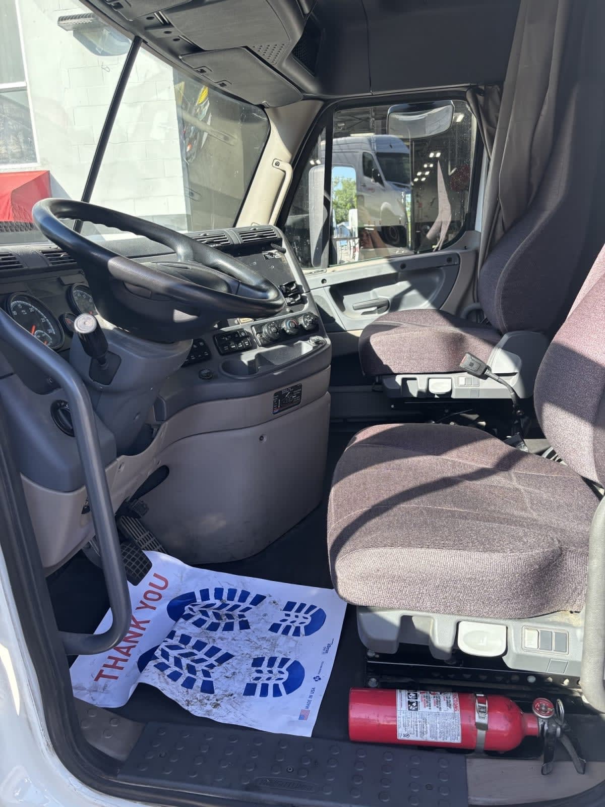 2019 Freightliner Cascadia in Jacksonville, FL — photo 7