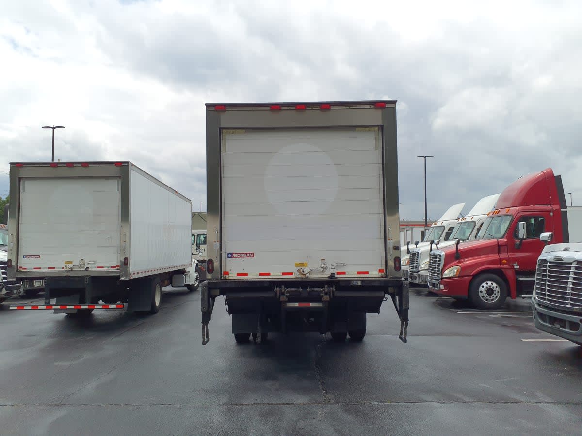 2019 Freightliner M2 106 in Atlanta, GA — photo 5