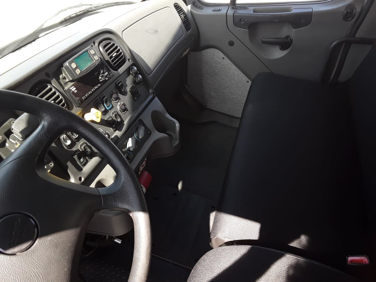 2019 Freightliner M2 106 in Montebello, CA — photo 7