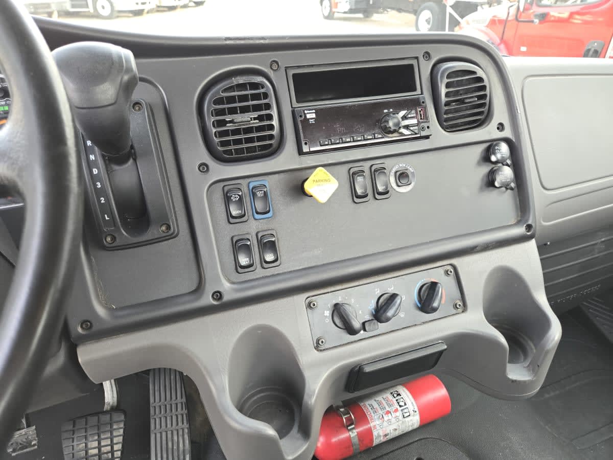 2019 Freightliner M2 106 in Bensalem, PA — photo 12