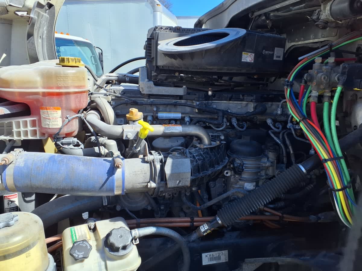 2019 Freightliner Cascadia in Warwick, RI — photo 8