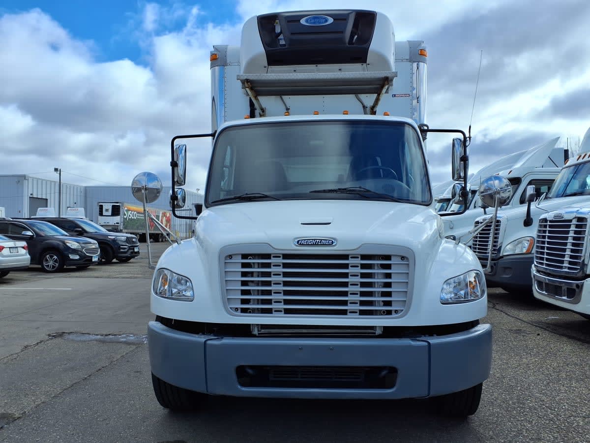 2019 Freightliner M2 106 in Minneapolis, MN — photo 2