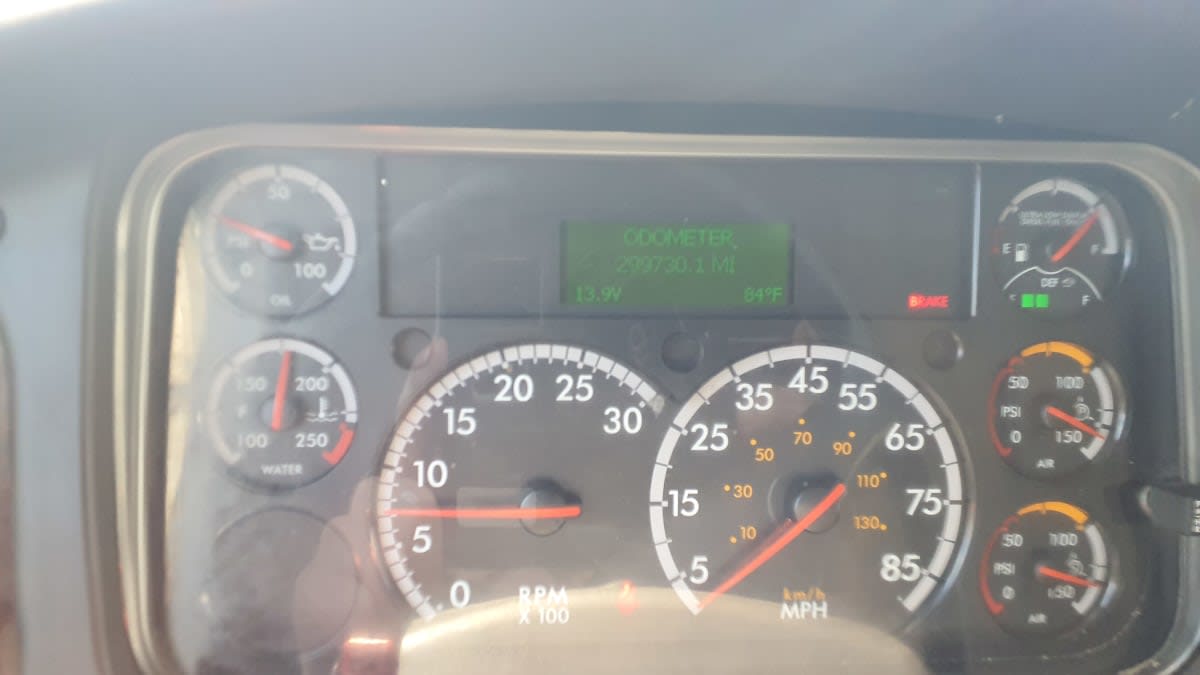 2019 Freightliner M2 106 in Springfield, MA — photo 11
