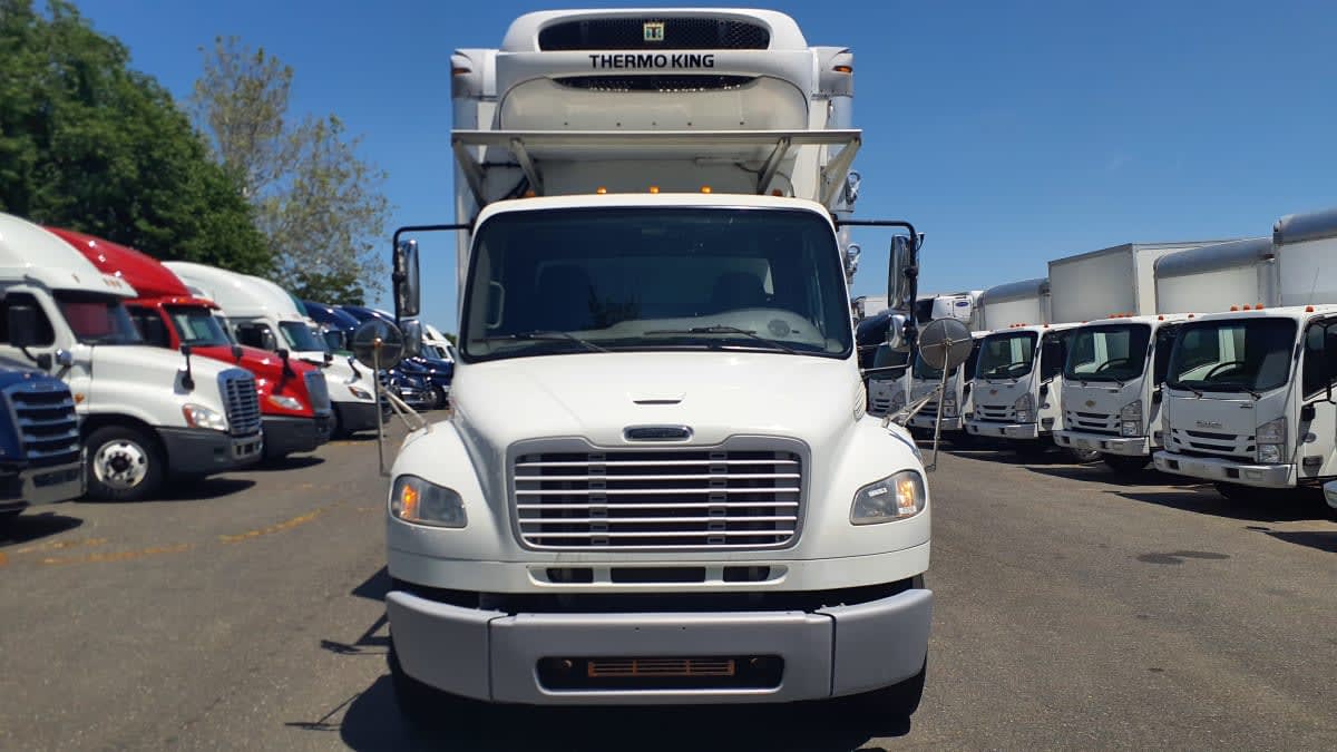 2019 Freightliner M2 106 in Springfield, MA — photo 2