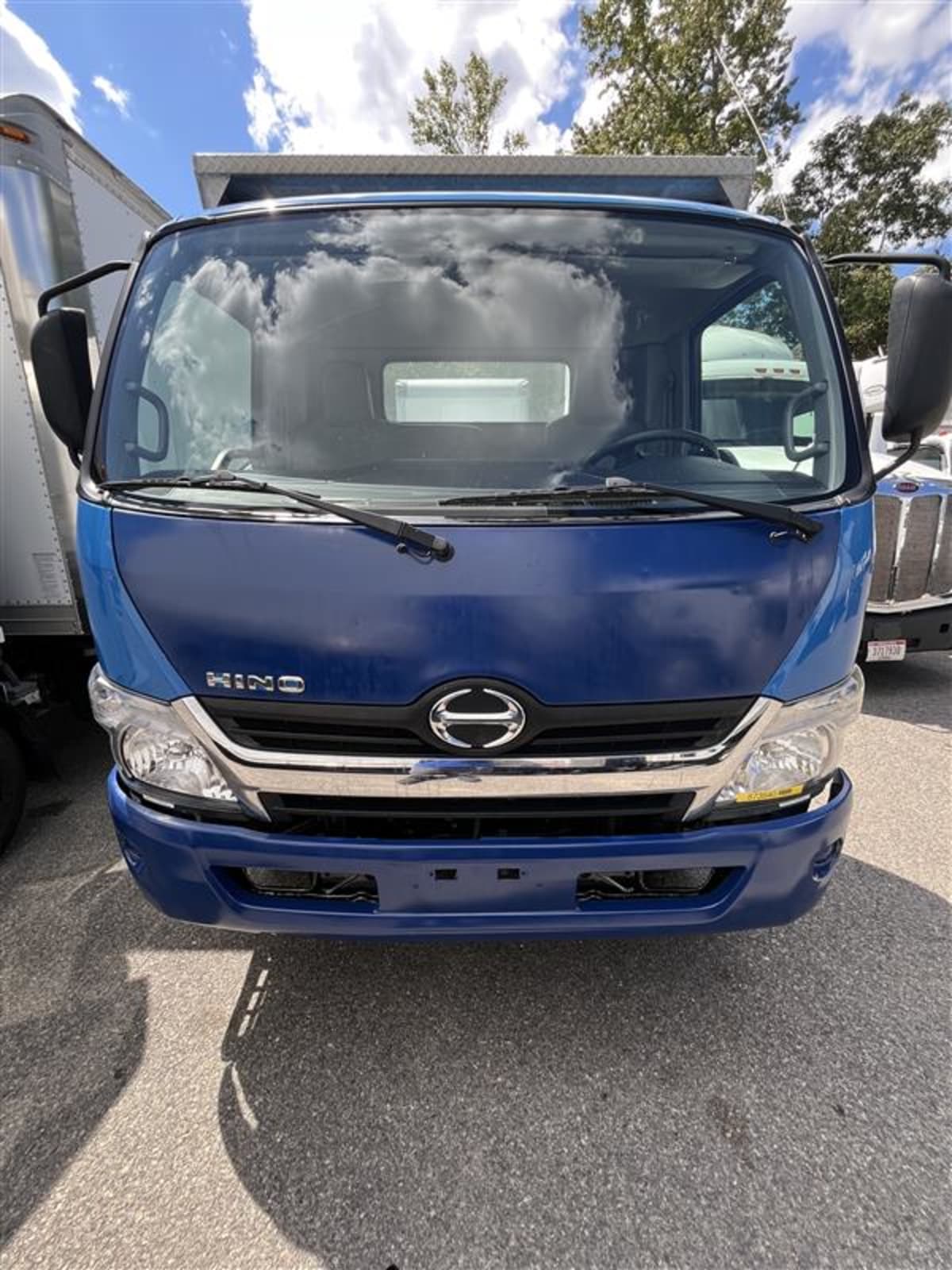 2019 Isuzu NQR in Ashland, VA — photo 2
