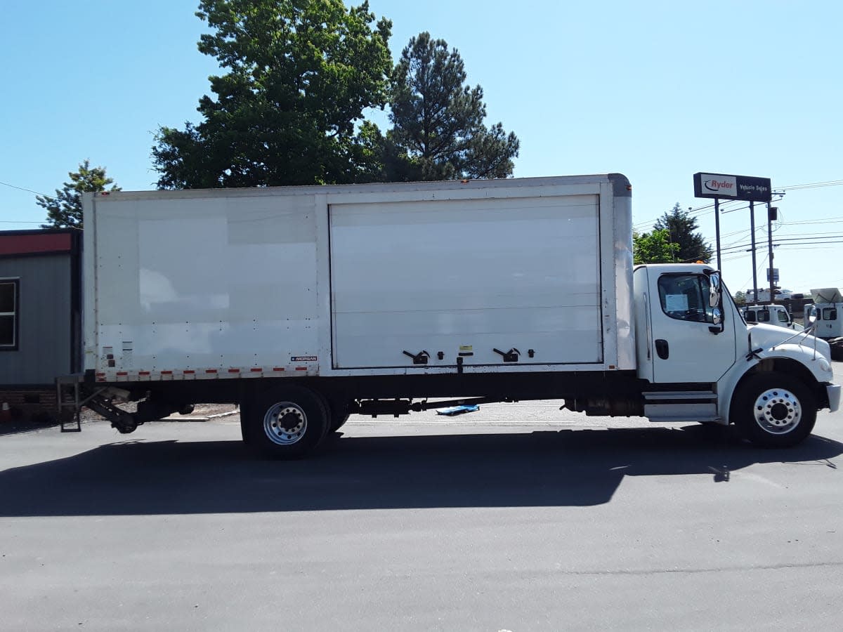 2019 Freightliner M2 106 in Charlotte, NC — photo 8