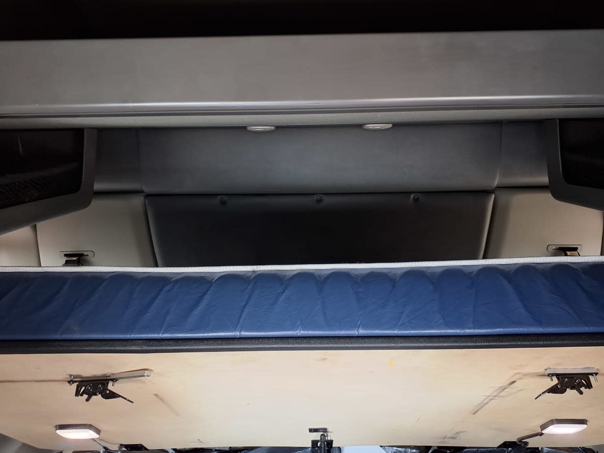 2019 International LT in Dallas, TX — photo 8