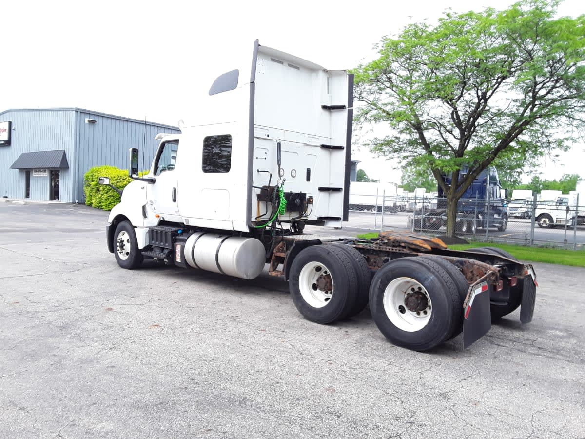 2019 International LT in Hilliard, OH — photo 6