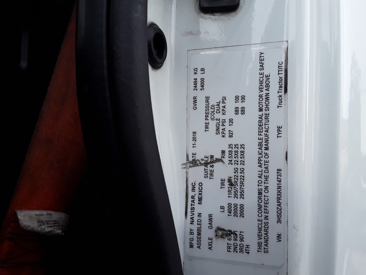 2019 International LT in Hilliard, OH — photo 15