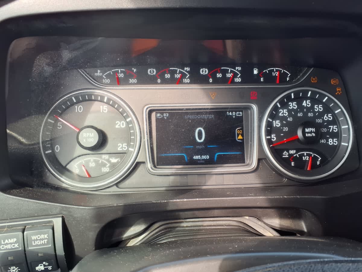 2019 International LT in Fort Worth, TX — photo 12