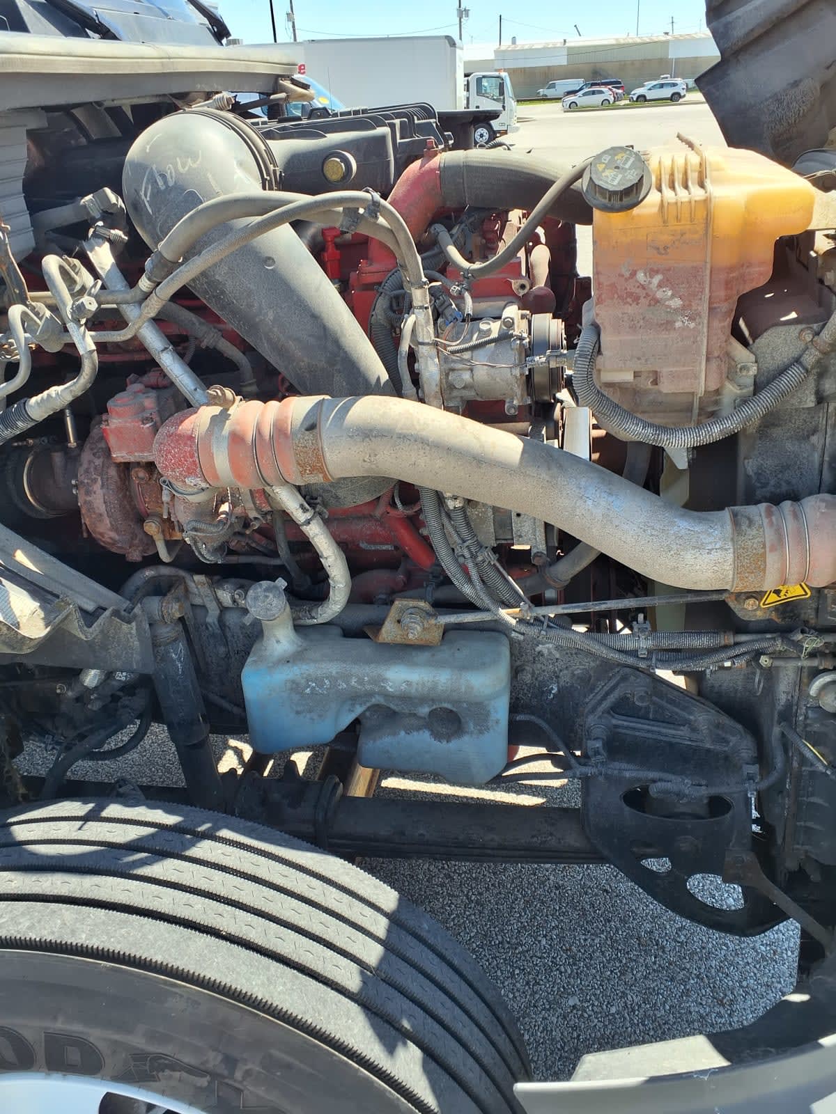2019 International LT in Cleveland, OH — photo 10