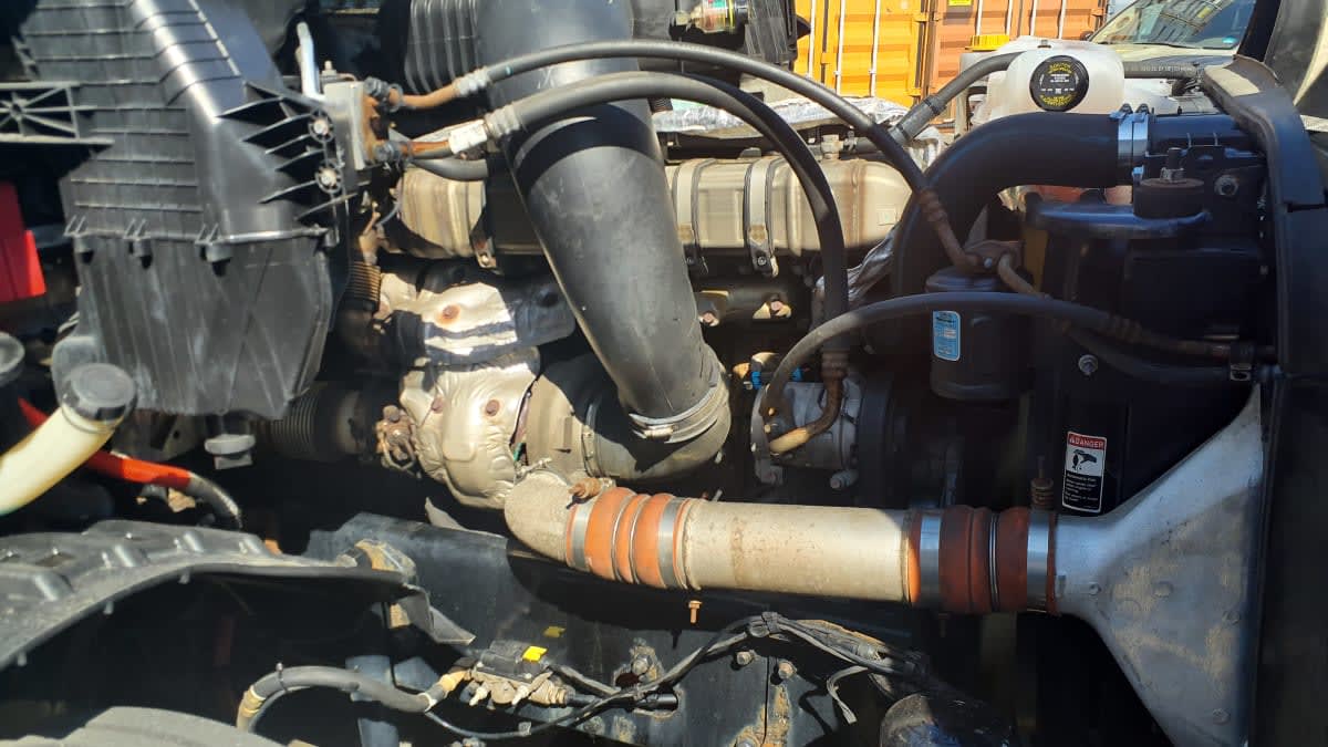 2020 Freightliner Cascadia in Springfield, MA — photo 9