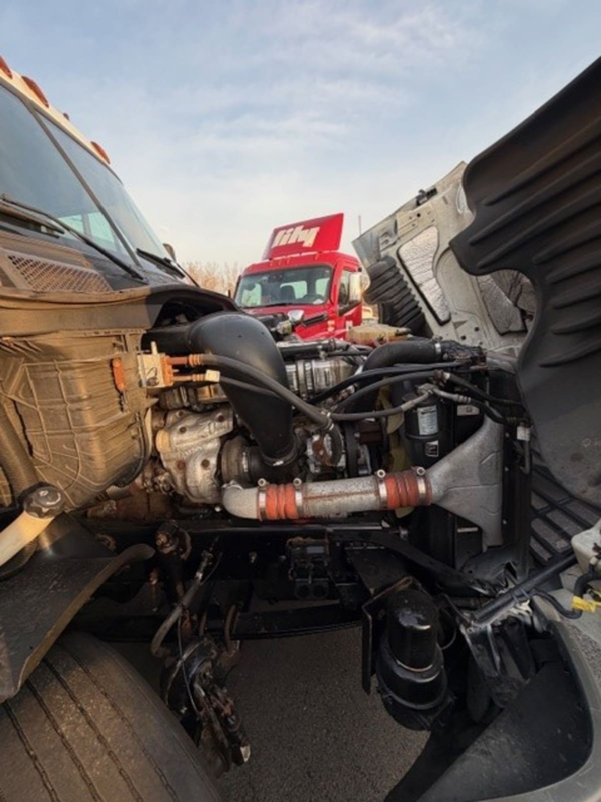 2019 Freightliner Cascadia in Allentown, PA — photo 9