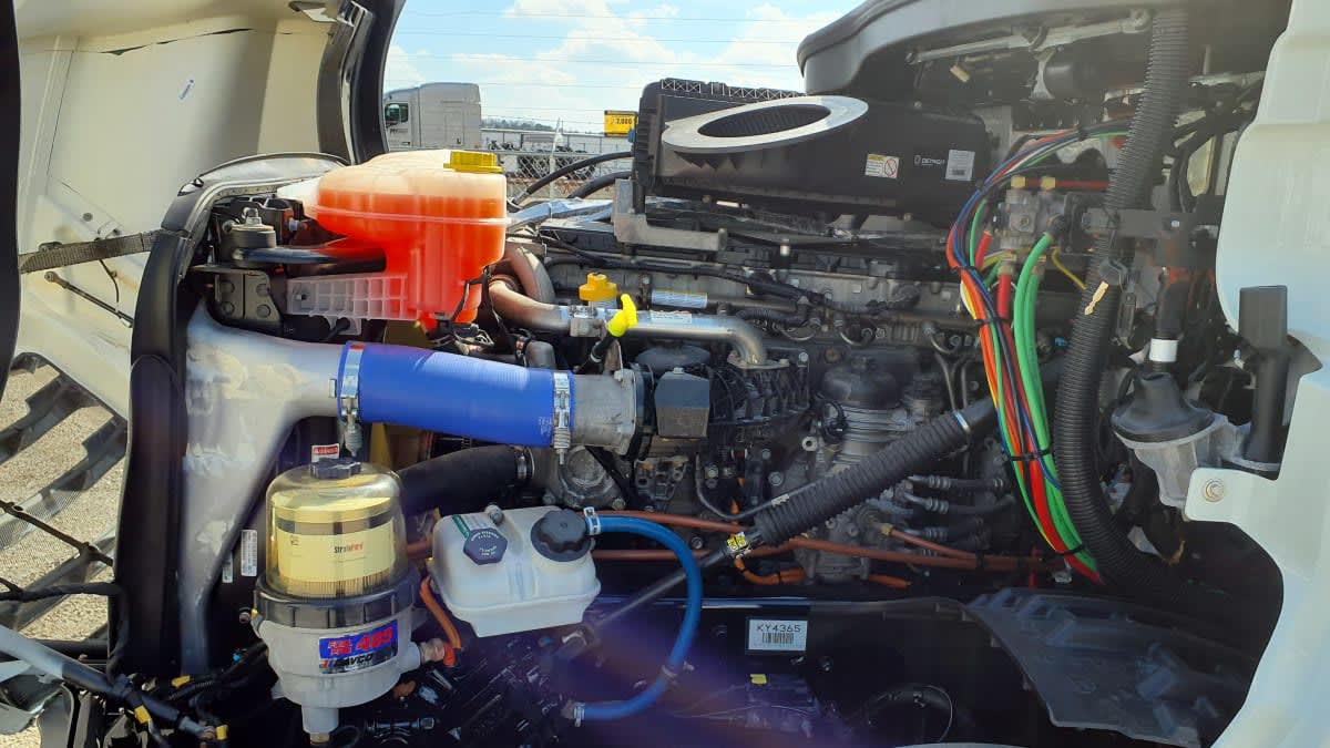 2019 Freightliner Cascadia in Birmingham, AL — photo 8