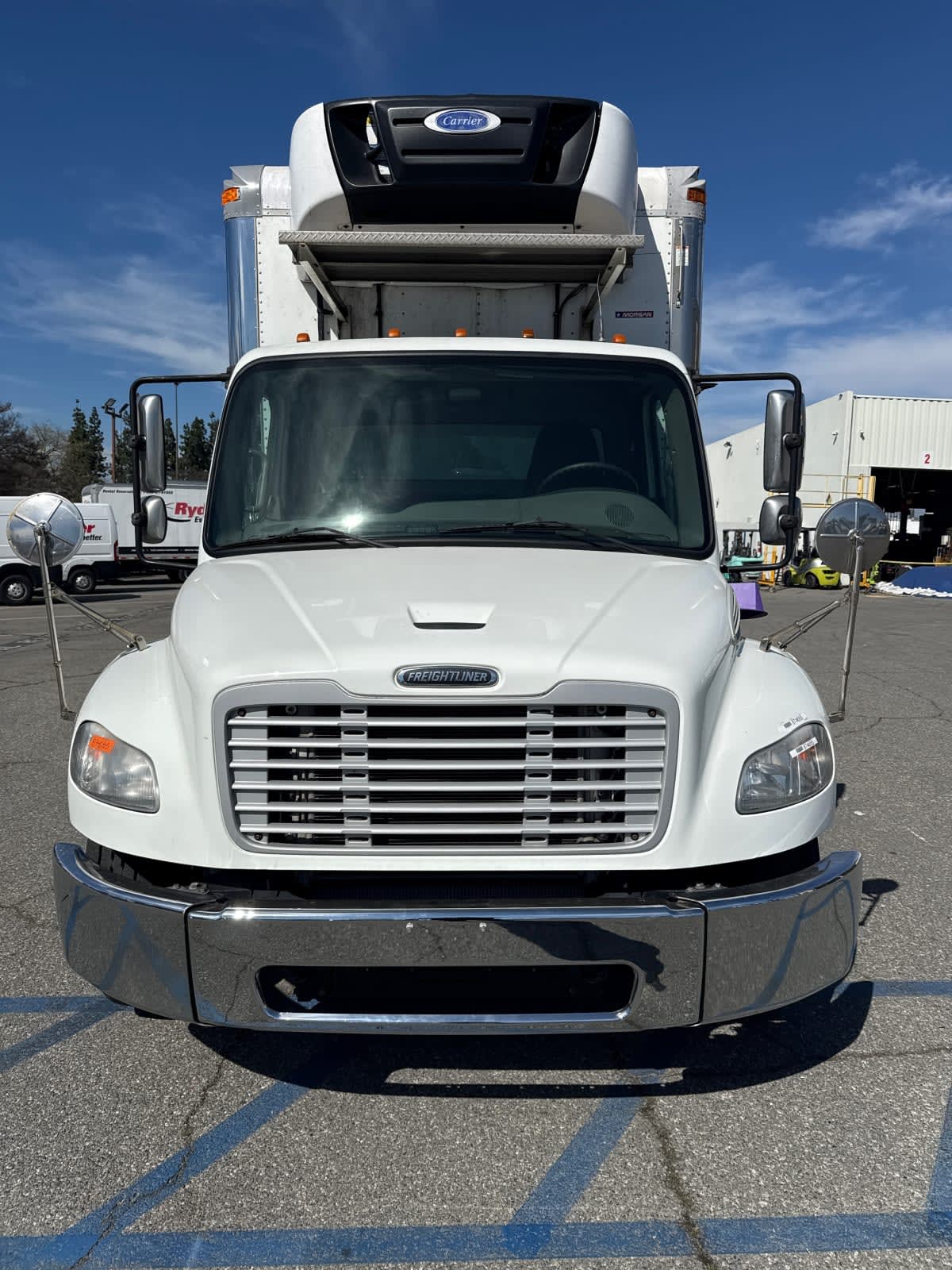2019 Freightliner M2 106 in Fontana, CA — photo 2