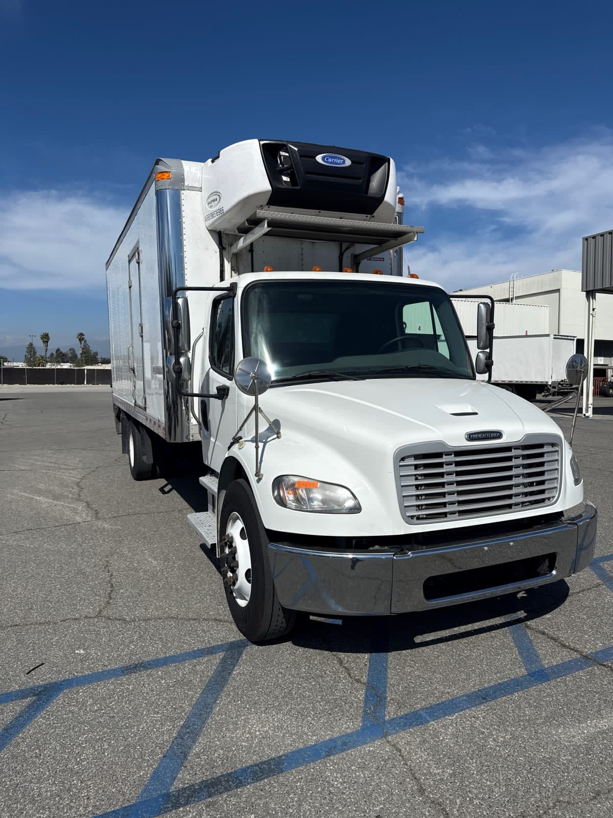 2019 Freightliner M2 106 in Fontana, CA — photo 3