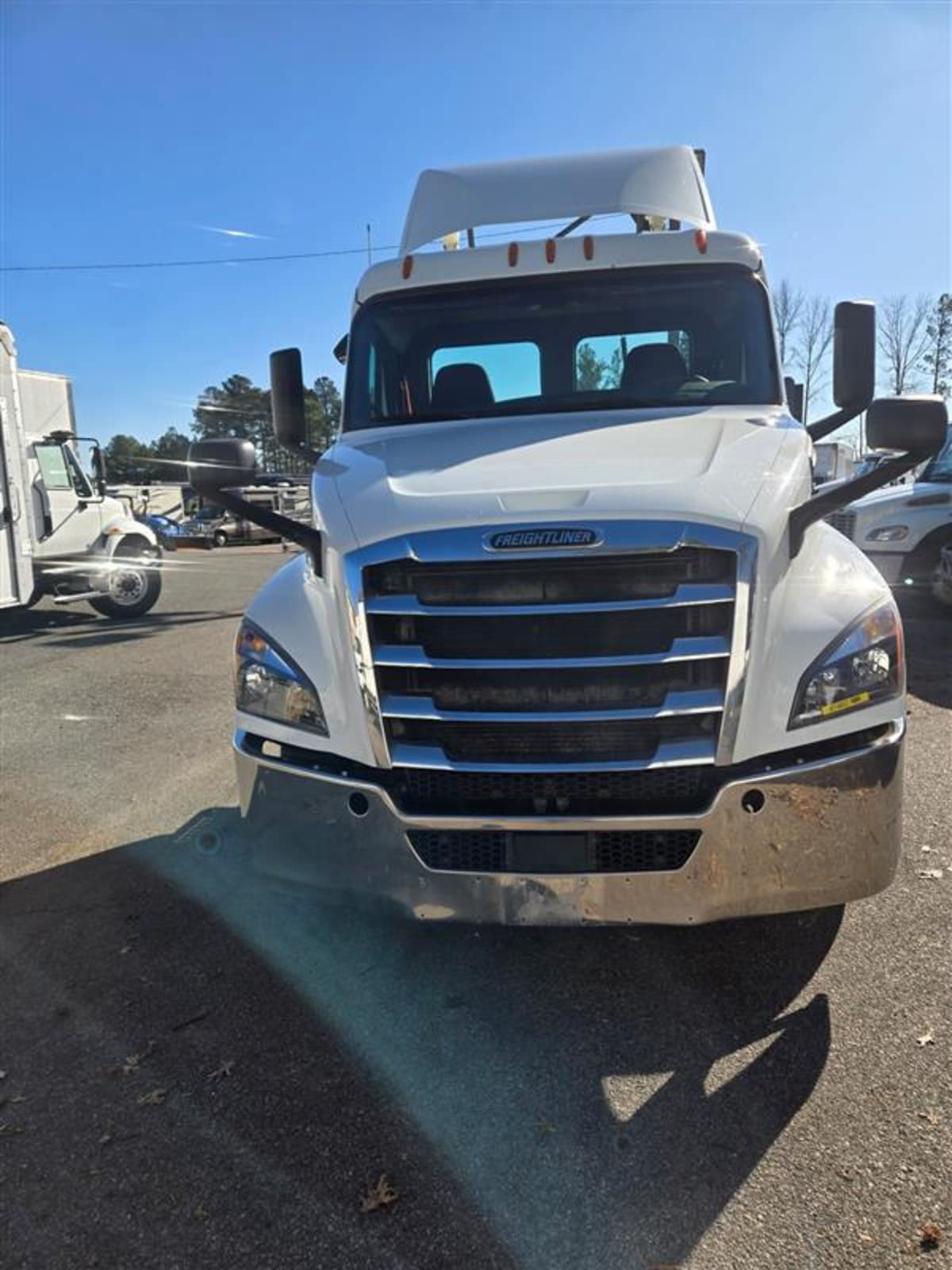 2019 Freightliner Cascadia in Ashland, VA — photo 2