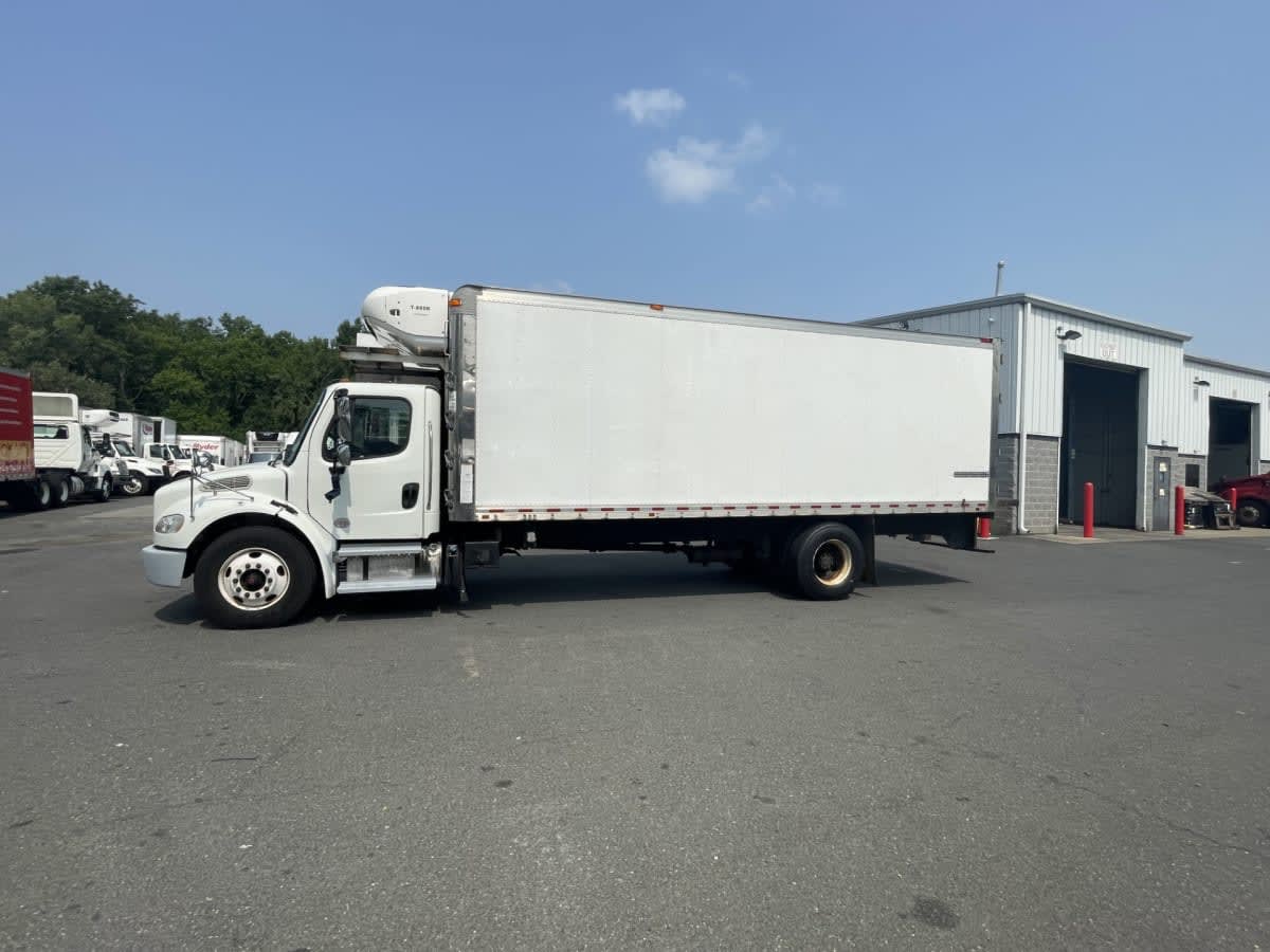 2019 Freightliner M2 106 in Newark, NJ — photo 15