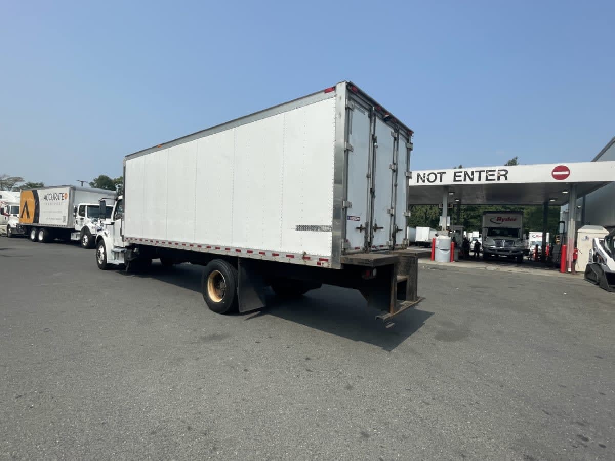 2019 Freightliner M2 106 in Newark, NJ — photo 6