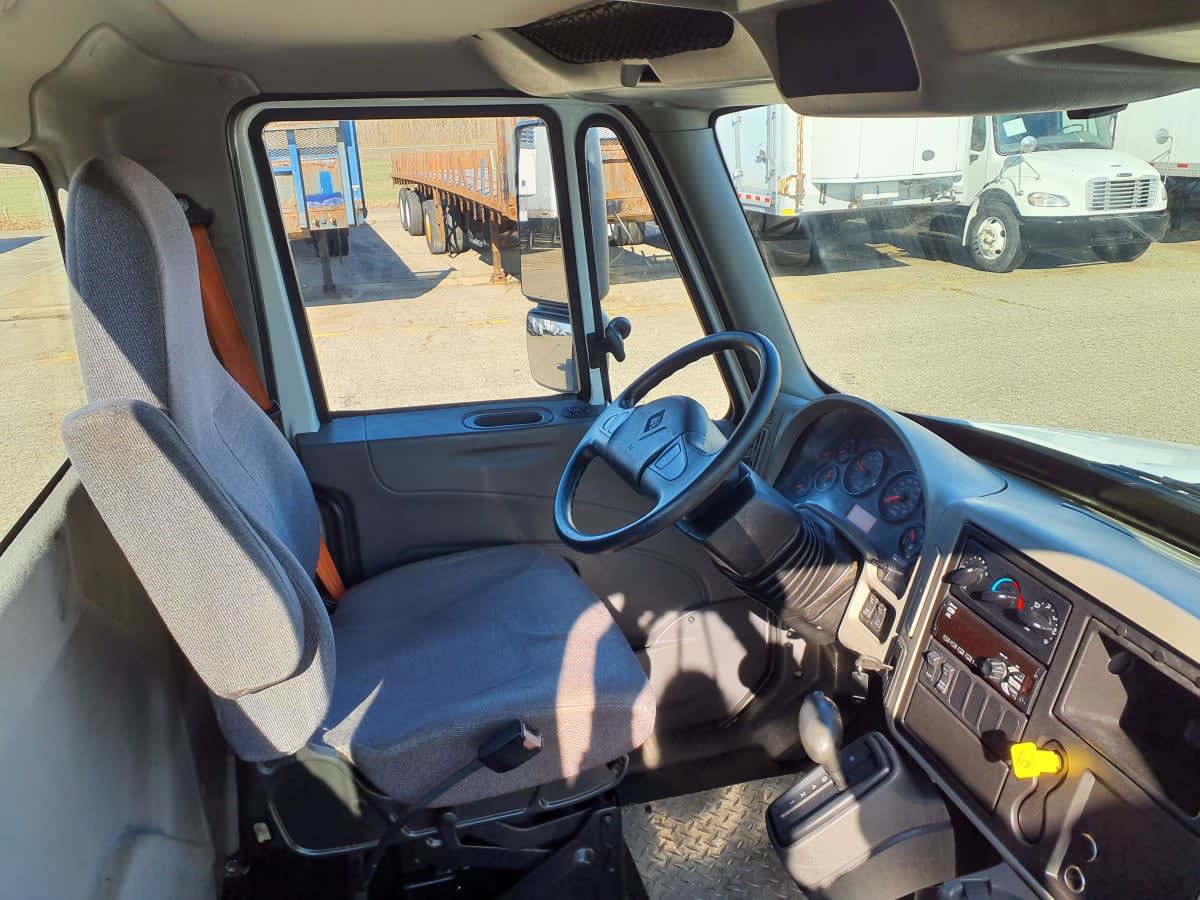 2019 International 4300 in Wayland, MI — photo 7
