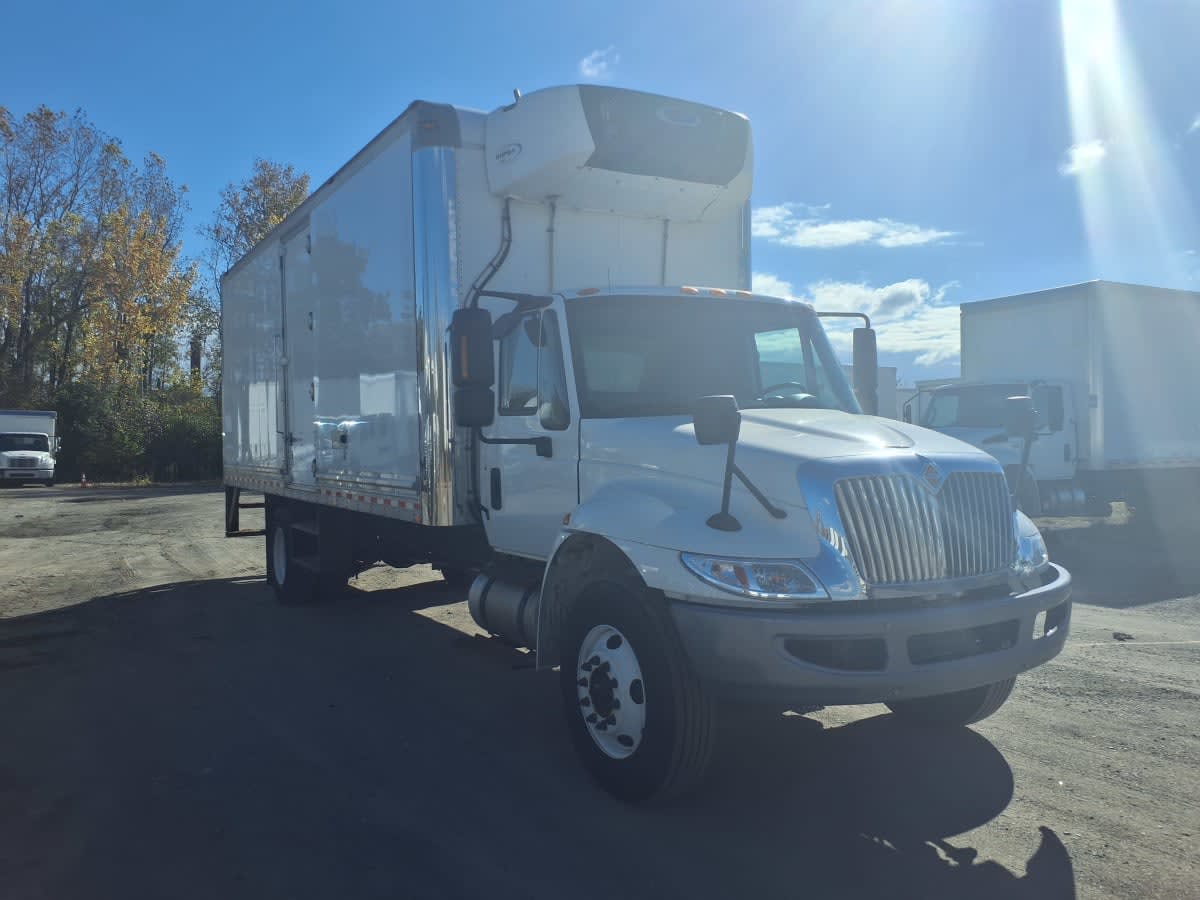 2019 International 4300 in Taylor, MI — photo 3