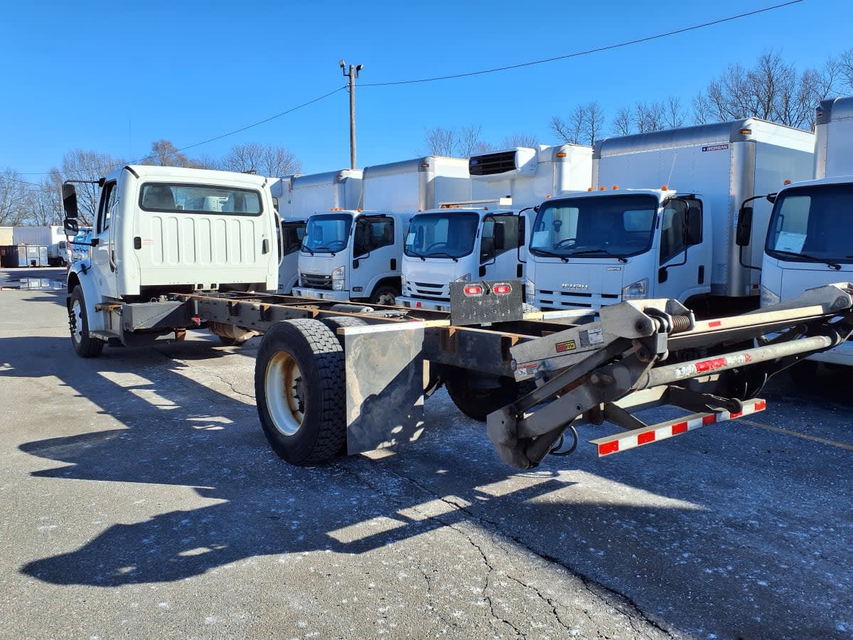 2019 Freightliner M2 106 in Salisbury, MA — photo 6