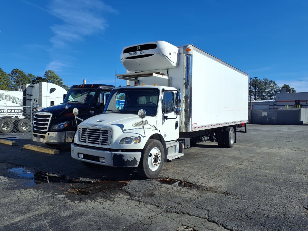 2019 Freightliner M2 106 in Doraville, GA — photo 3