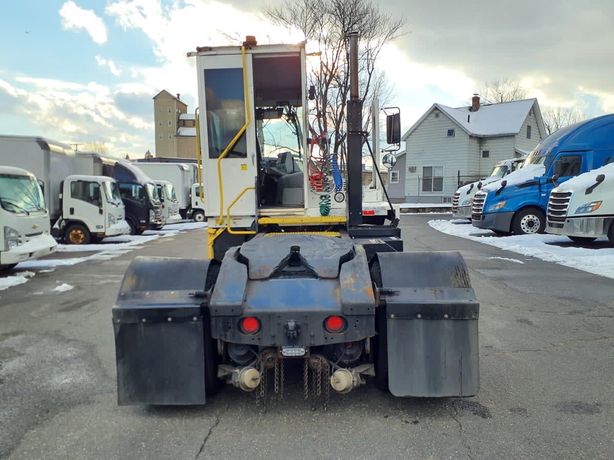 2019 Autocar in Springfield, MA — photo 5