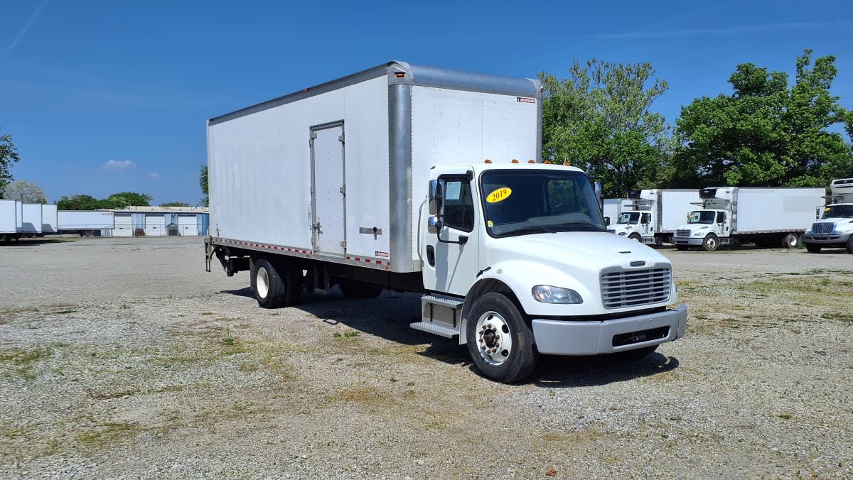 2019 Freightliner M2 106 in West Chester, OH — photo 3