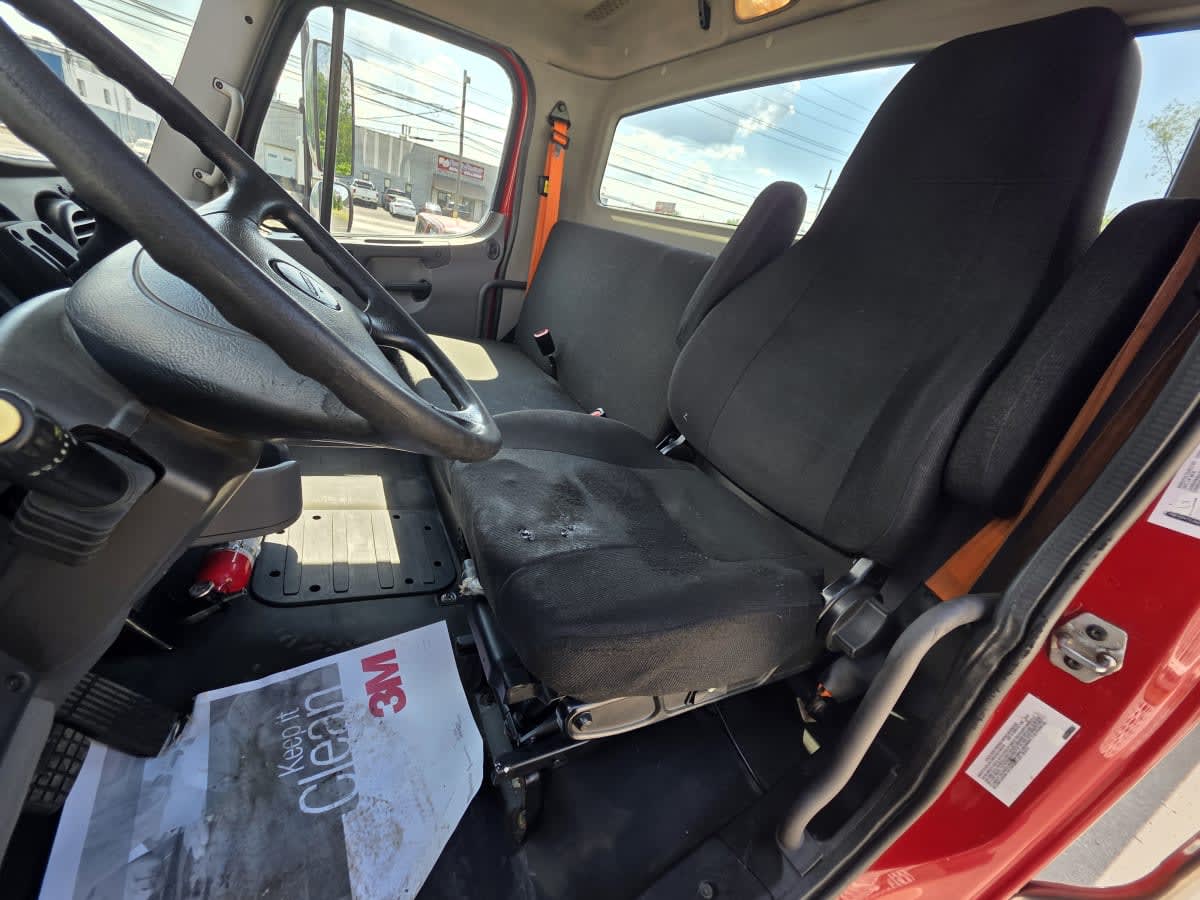 2019 Freightliner M2 106 in Bensalem, PA — photo 7