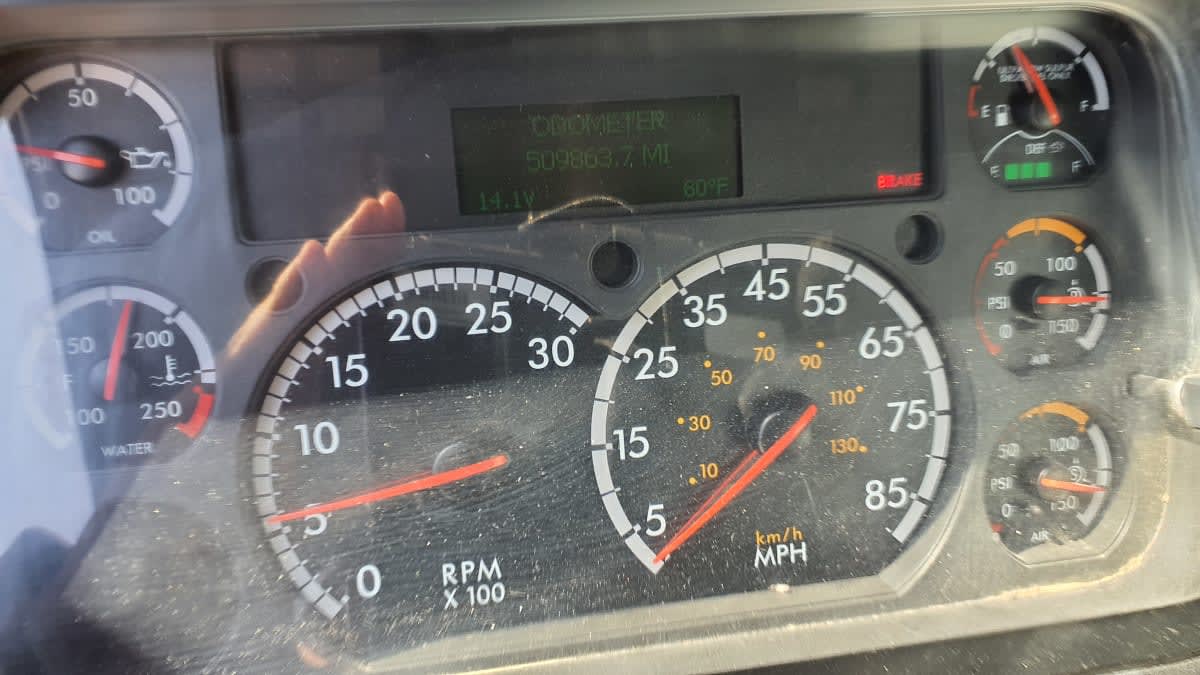 2020 Freightliner Cascadia in Bolingbrook, IL — photo 9