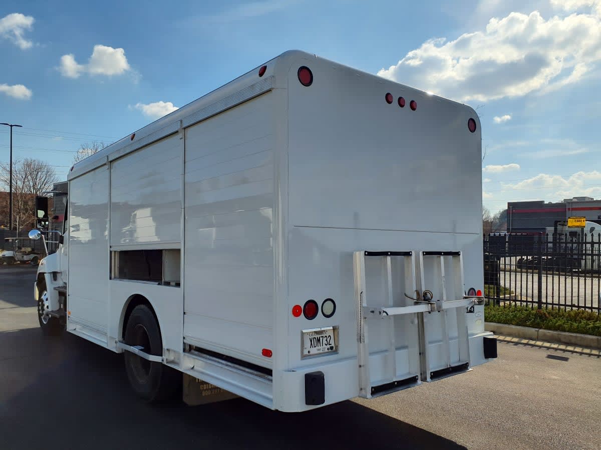 2019 Hino 338 in Atlanta, GA — photo 6