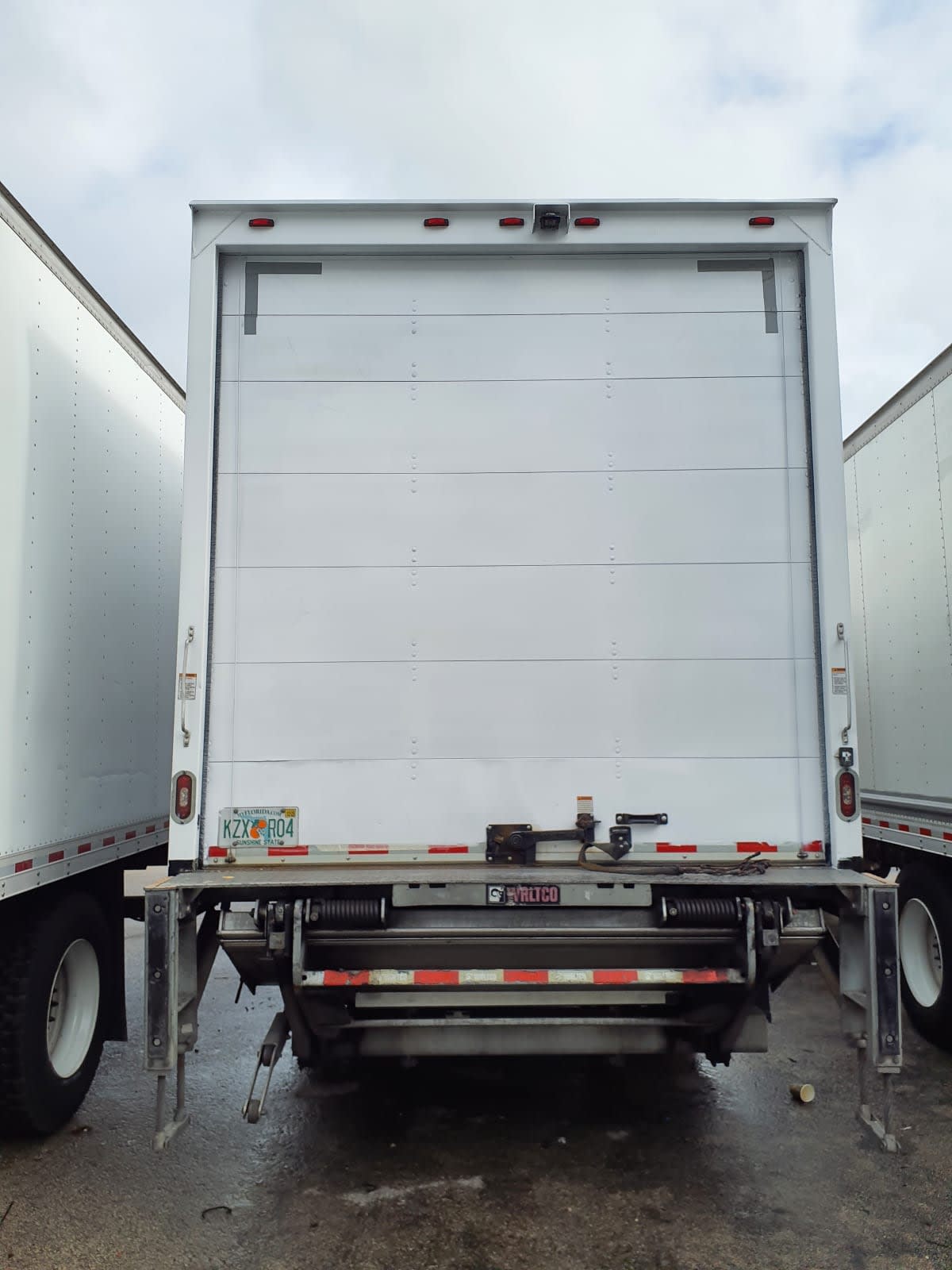 2019 Freightliner M2 106 in Miami, FL — photo 5