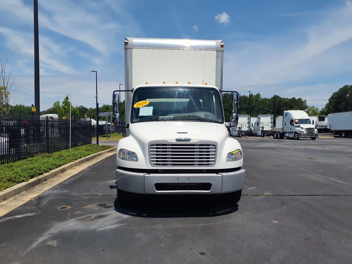 2019 Freightliner M2 106 in Atlanta, GA — photo 2