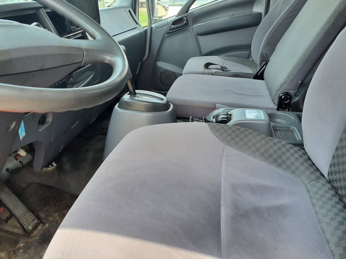 2019 Isuzu FTR in Converse, TX — photo 10