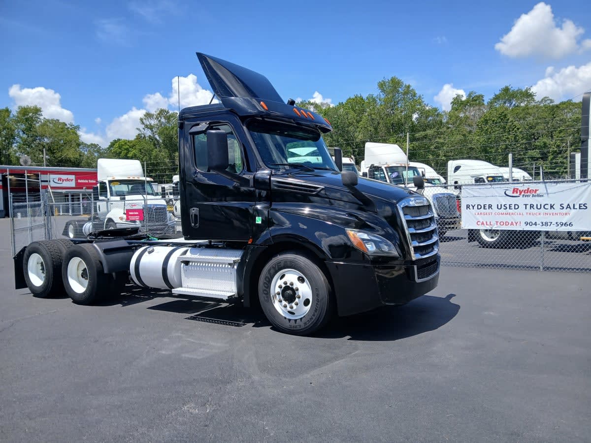2020 Freightliner Cascadia