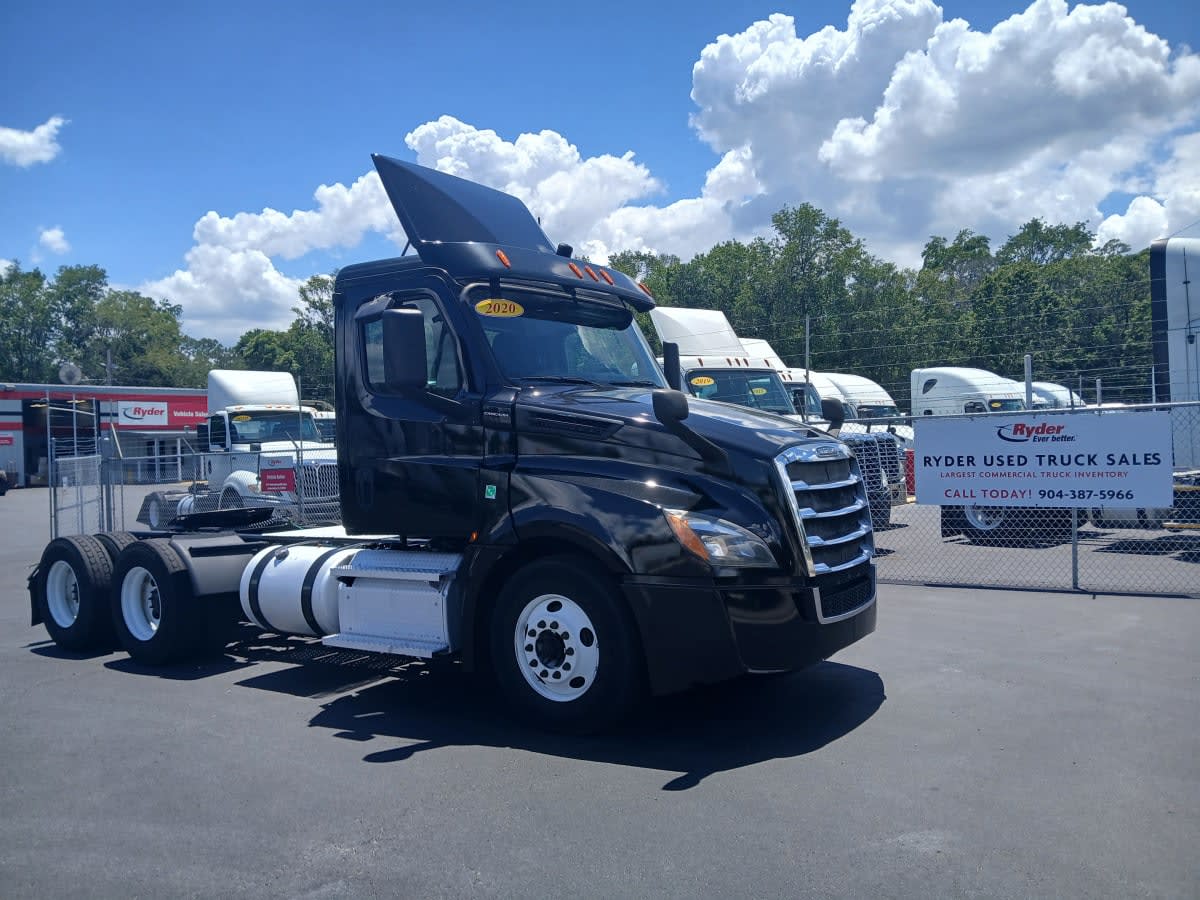2020 Freightliner Cascadia