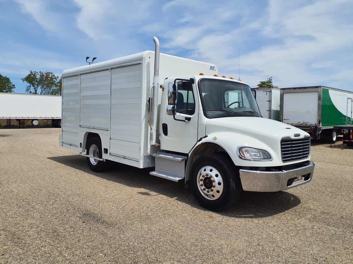 2019 Freightliner M2 106 in Wayland, MI — photo 3