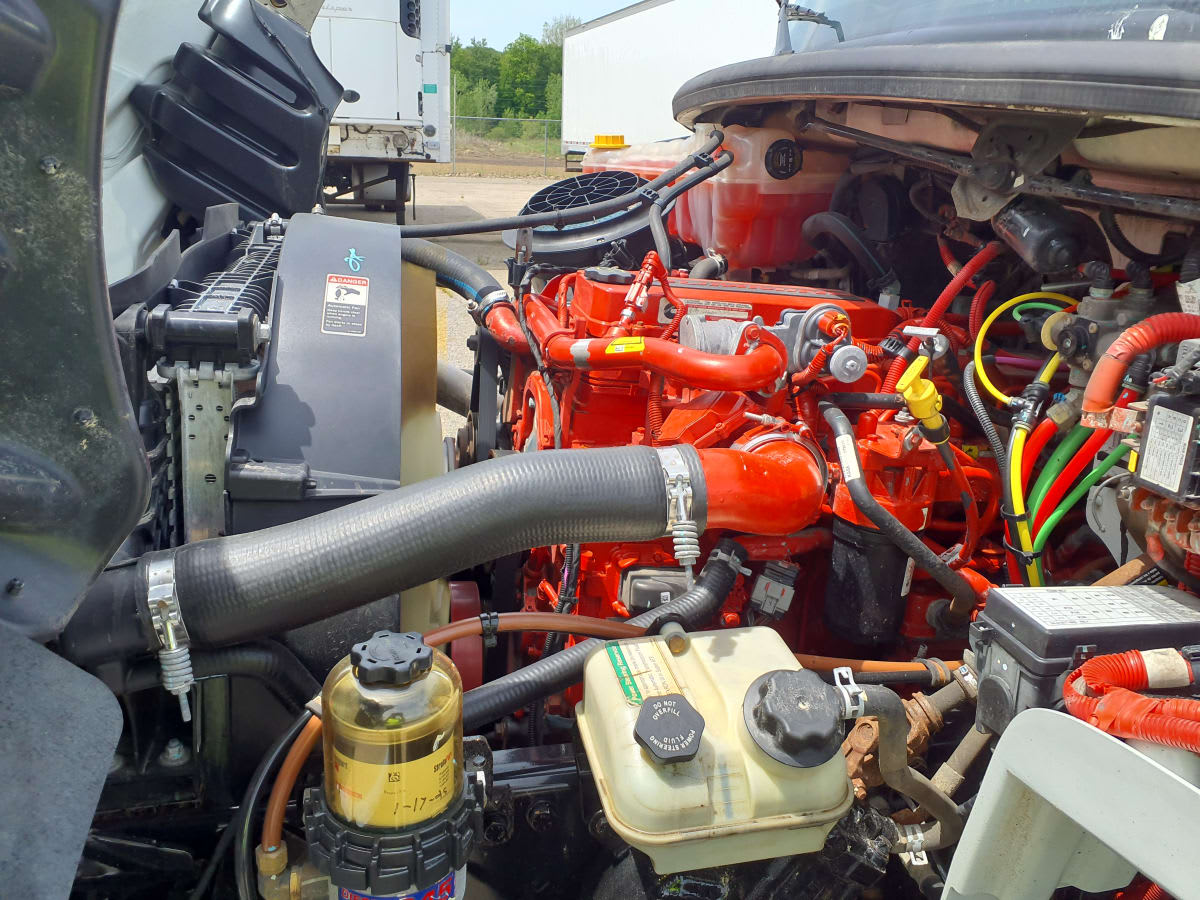 2019 Freightliner M2 106 in Wayland, MI — photo 9